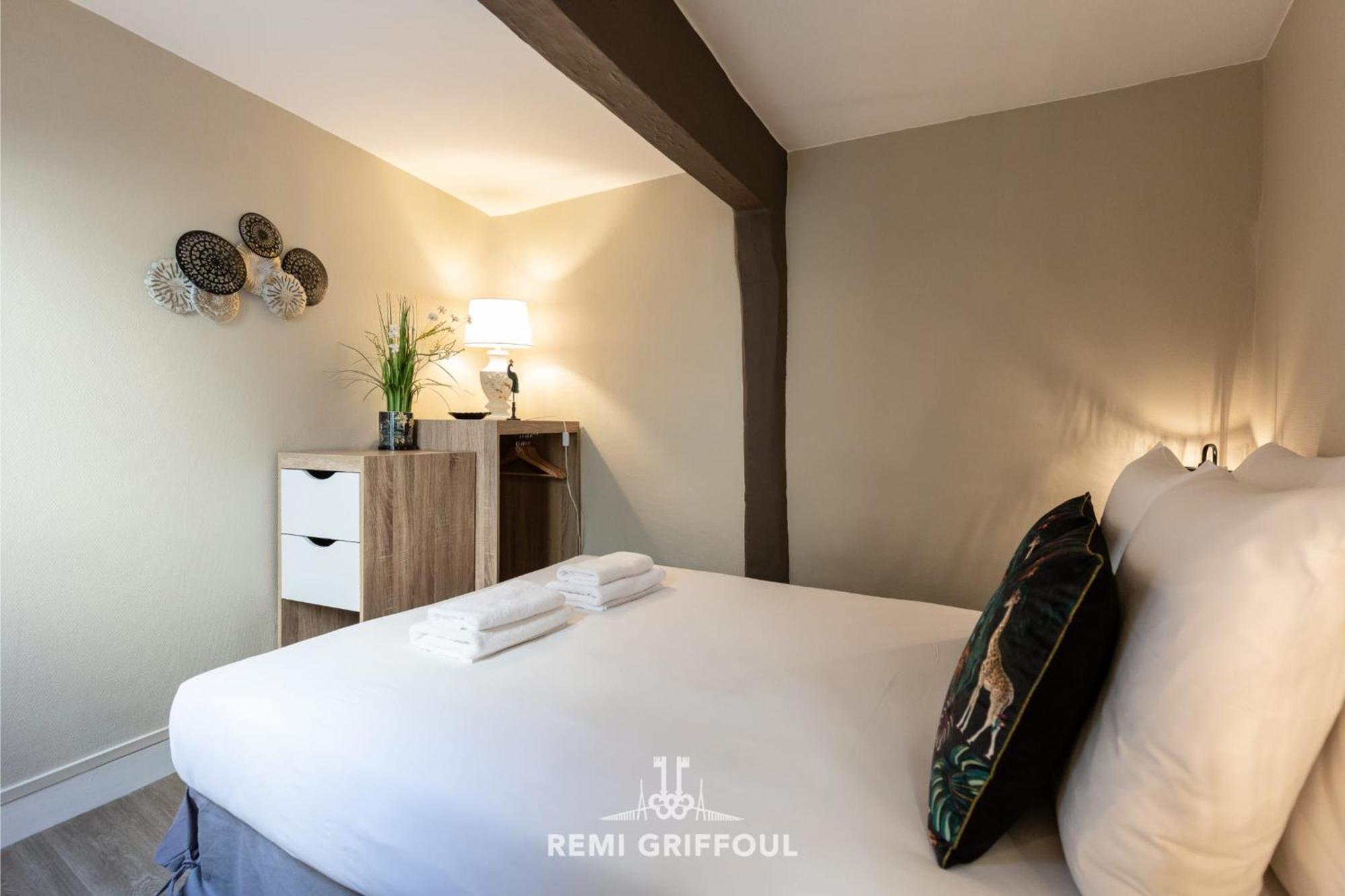 Emeraude Cozy Nest 3 Heart Of Historic District 2 Guests Honfleur Extérieur photo